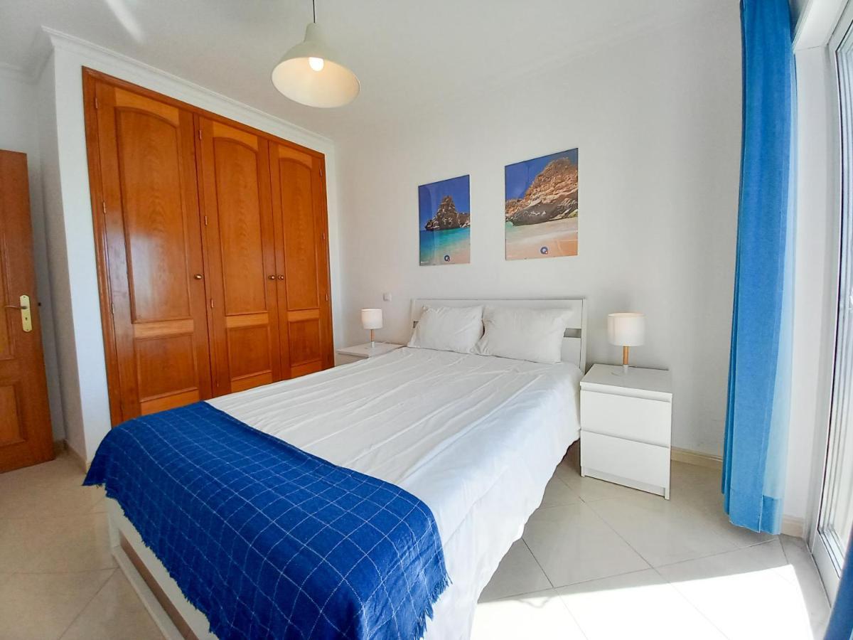 Colina Ferias- Garagem & Wifi Apartment Quarteira Ngoại thất bức ảnh