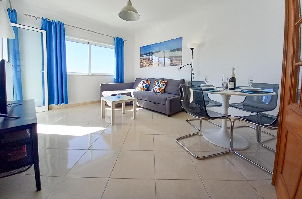 Colina Ferias- Garagem & Wifi Apartment Quarteira Ngoại thất bức ảnh