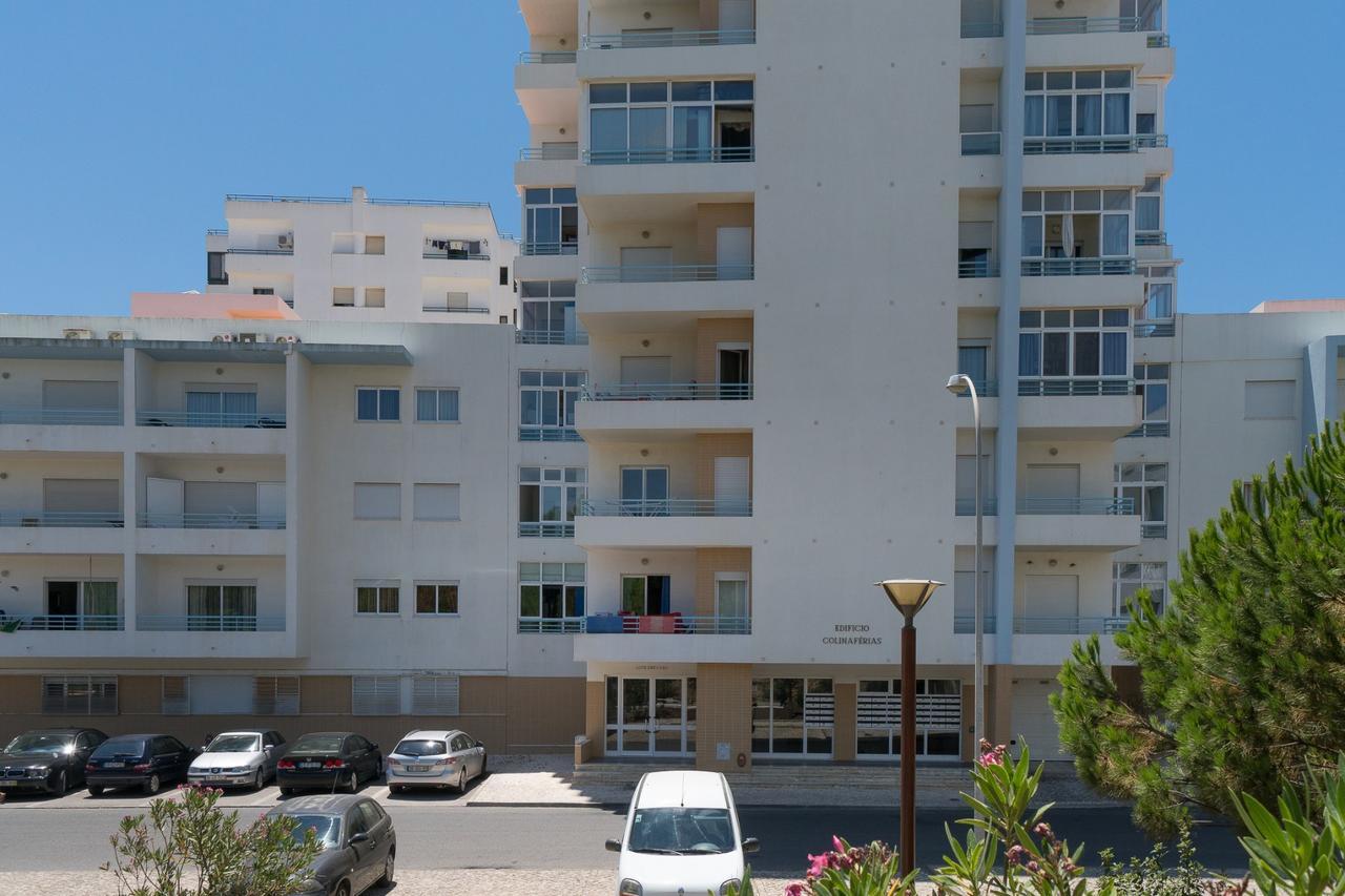 Colina Ferias- Garagem & Wifi Apartment Quarteira Ngoại thất bức ảnh