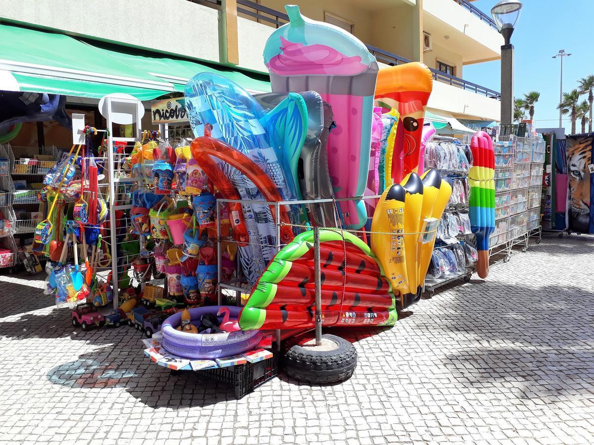 Colina Ferias- Garagem & Wifi Apartment Quarteira Ngoại thất bức ảnh